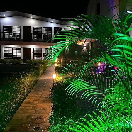 Mevak Apartments Suites La Fortuna Exterior foto
